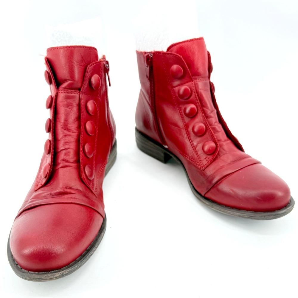 Spring Step L'Artriste Louise Button Ankle Boots 6.5 Red Leathr Side Zip Cap Toe